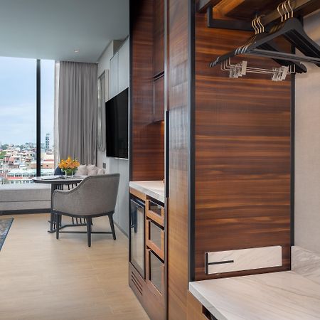 Hotel Hyatt Regency Phnom Penh Zewnętrze zdjęcie
